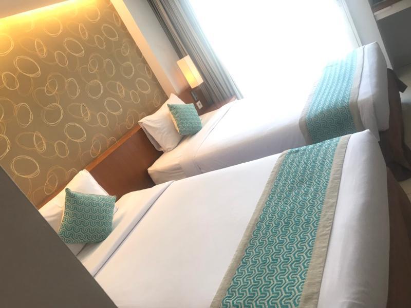 Holiday Inn Express Bali Sunset Road By Ihg Кута Экстерьер фото